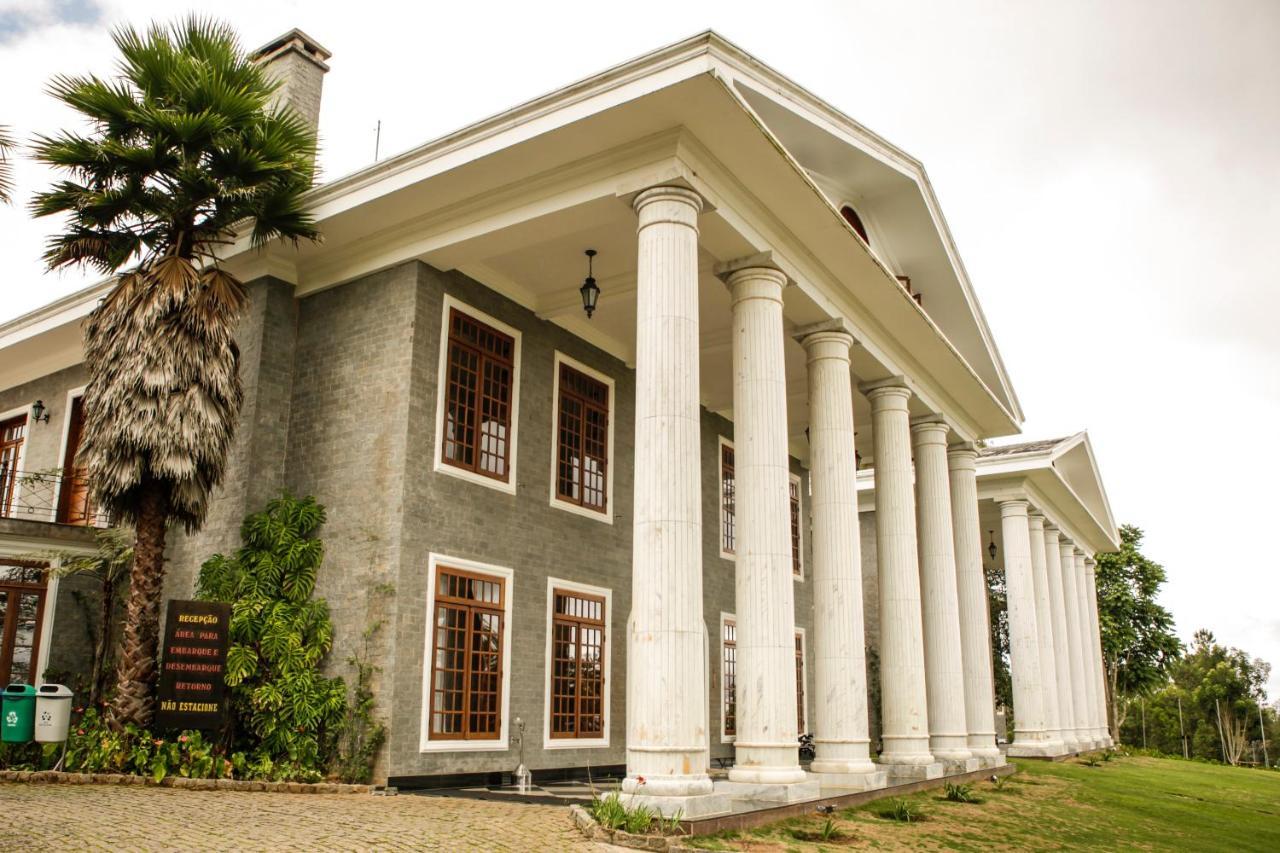 Aroso Paco Hotel Педра Азул Екстериор снимка The main building of the University of Ruhuna