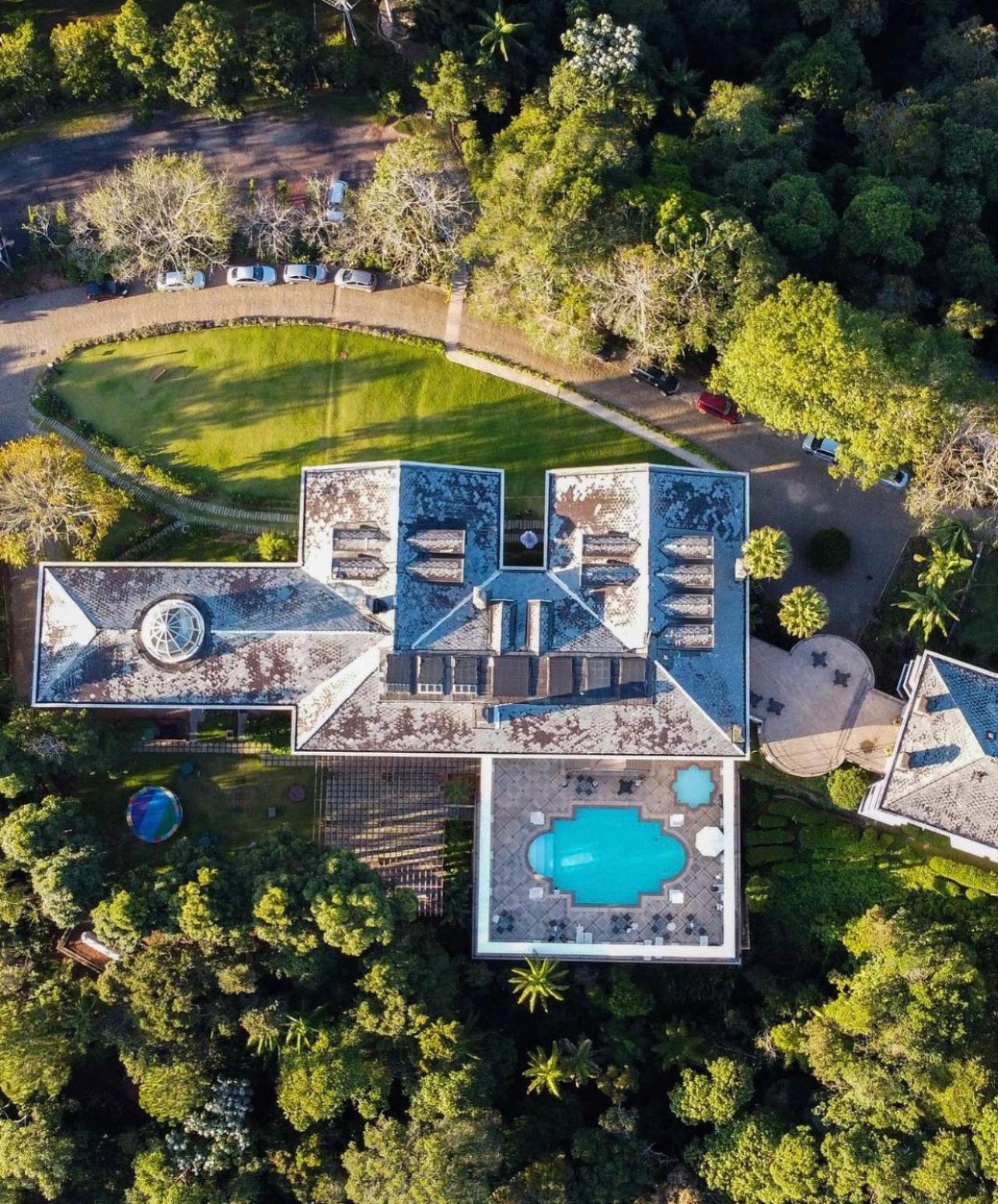 Aroso Paco Hotel Педра Азул Екстериор снимка Aerial view of the house
