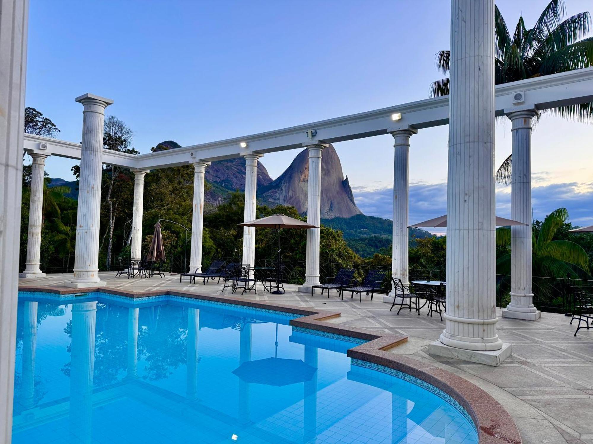 Aroso Paco Hotel Педра Азул Екстериор снимка The hotel's pool