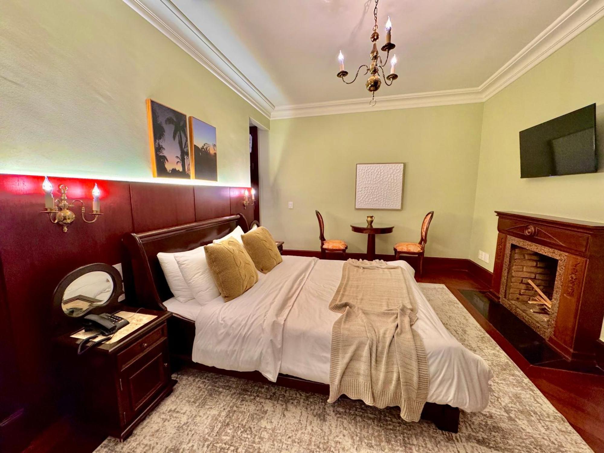 Aroso Paco Hotel Педра Азул Екстериор снимка